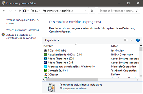 Haz clic en la opción Activar o desactivar las características de Windows